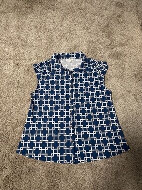 Sleeveless Navy Blue Geometric Button-Front Blouse